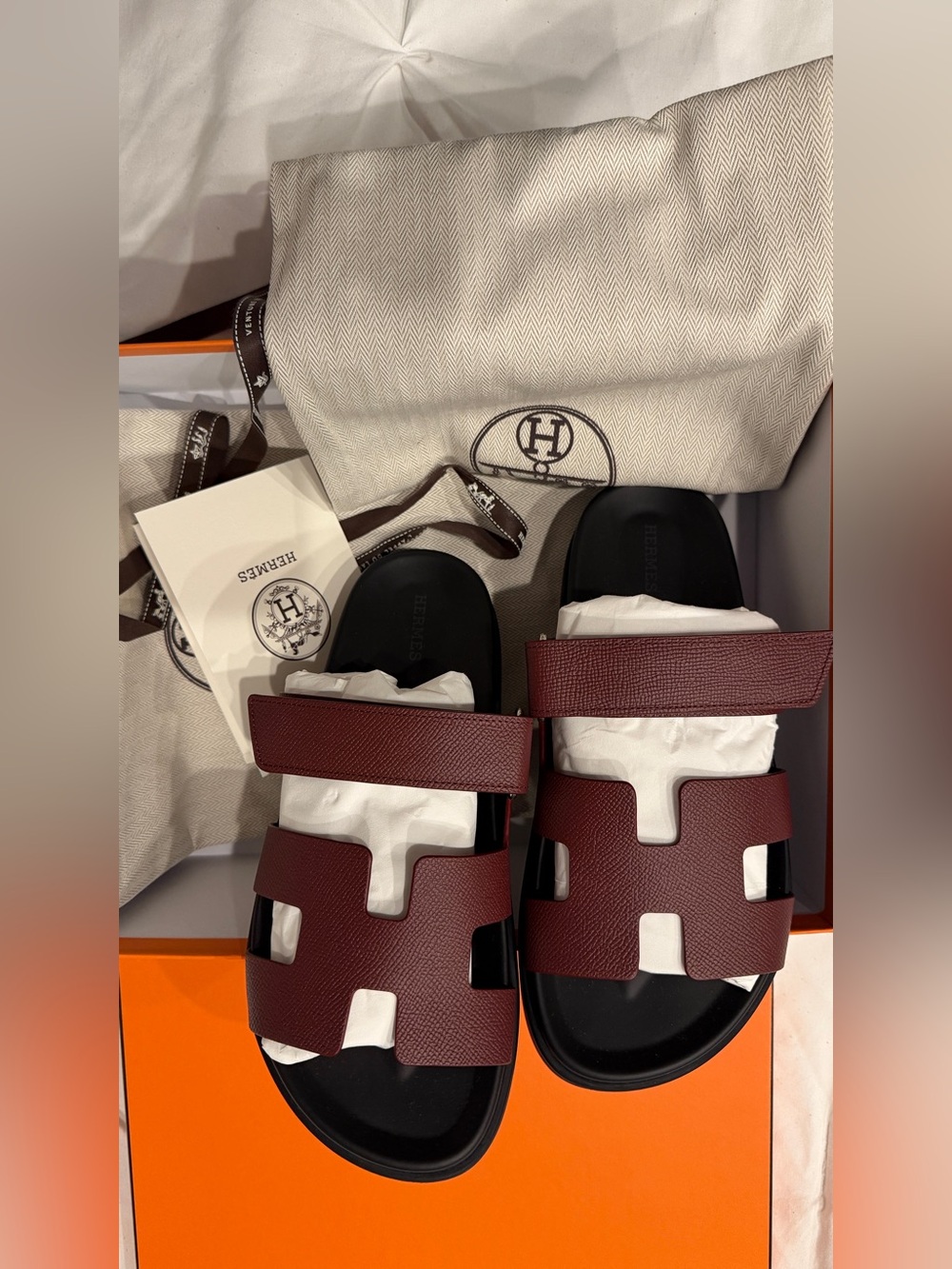 BNIB Hermes Womens Sandals in Rouge H Full Set